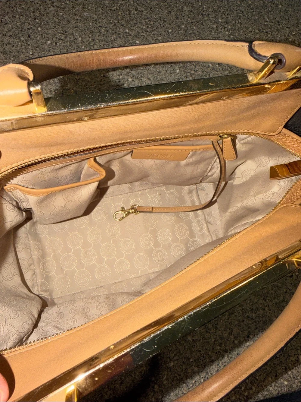 Michael Kors nice structured